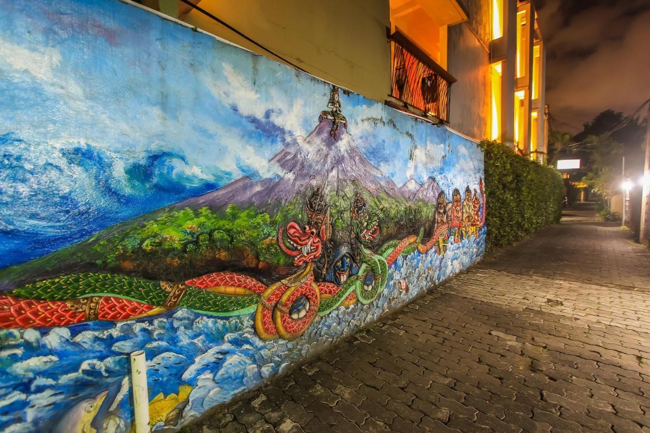 Hotel Lumbung Sari Legian Luaran gambar